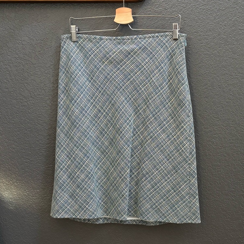 2/$75 ANN TAYLOR Vintage Plaid tweed pencil midi Skirt, trends VOGUE 2026